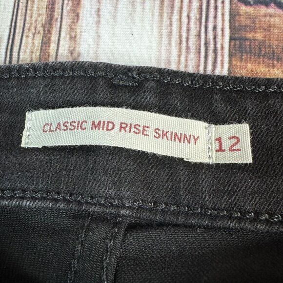 Levi's CLASSIC MID RISE SKINNY Size 12 Short Black Jeans Denim Ankle Pants 29X27 - Picture 8 of 11